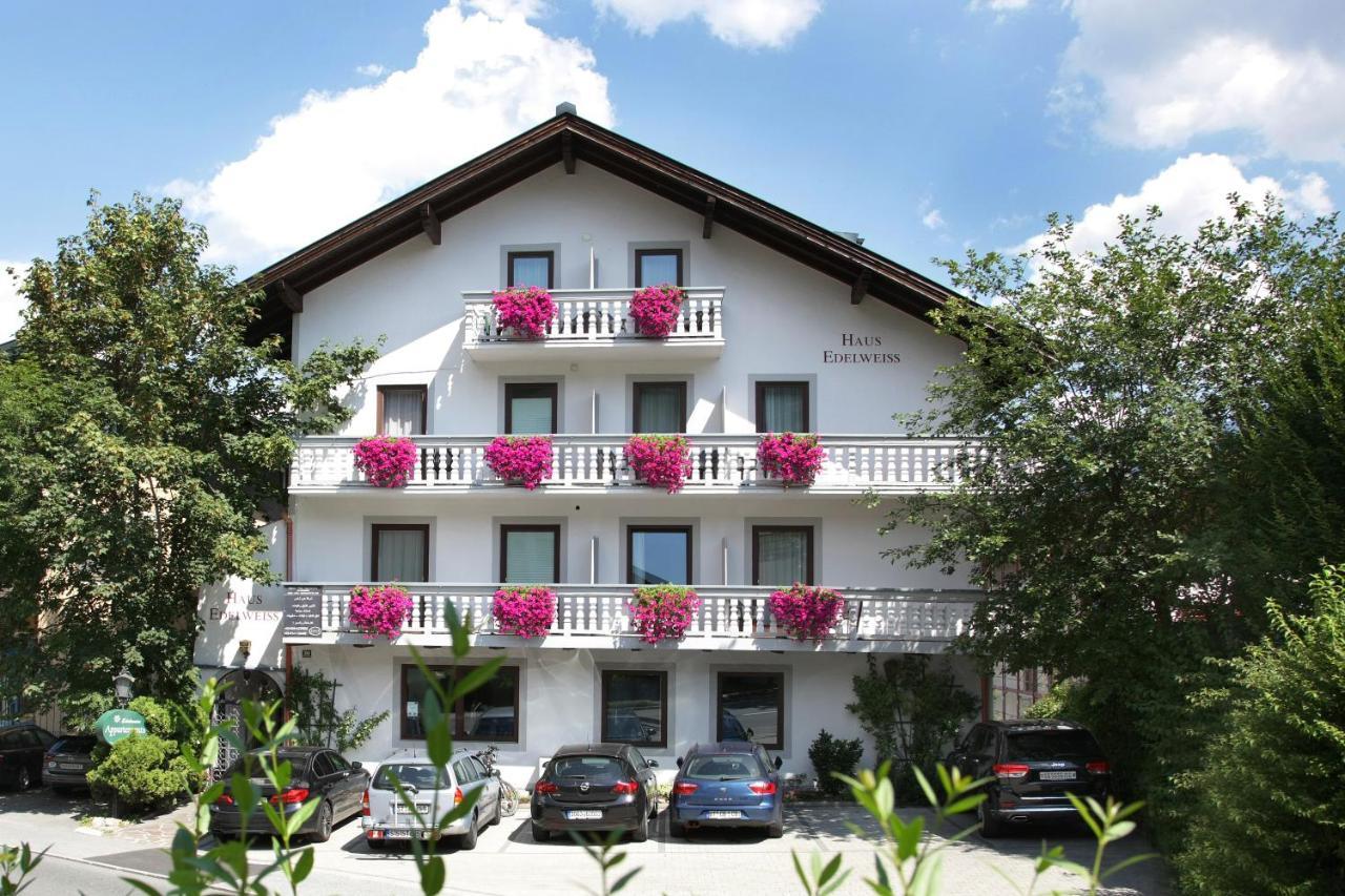 Lake And Cityhotel Edelweiss - Self Check In Zell am See Exterior foto