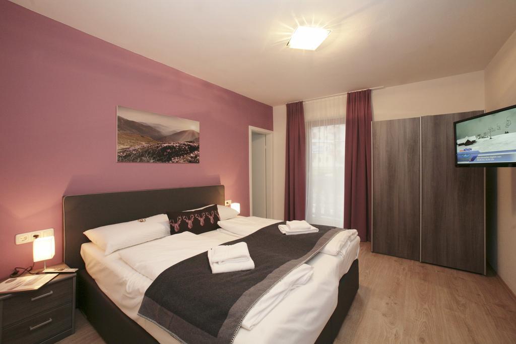 Lake And Cityhotel Edelweiss - Self Check In Zell am See Exterior foto