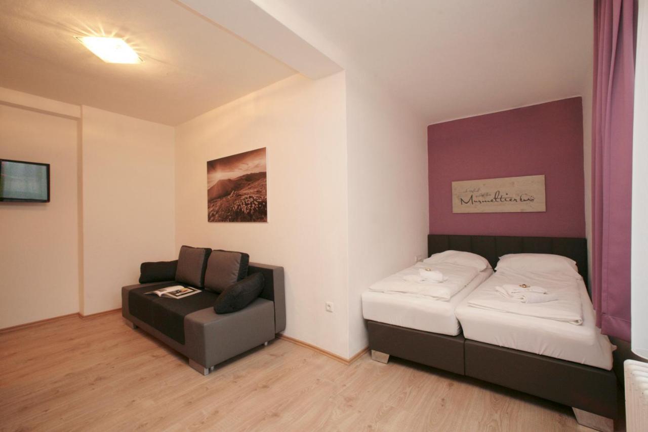 Lake And Cityhotel Edelweiss - Self Check In Zell am See Exterior foto